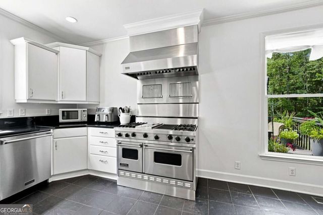 209 Brighten Court, Alpharetta, GA 30004