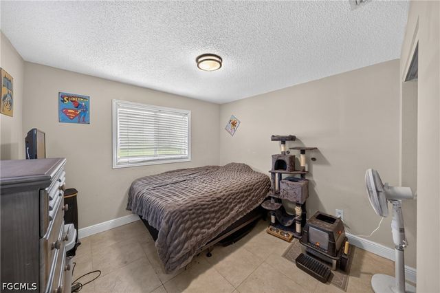 1523 SE 20th PL, Cape Coral, FL 33990