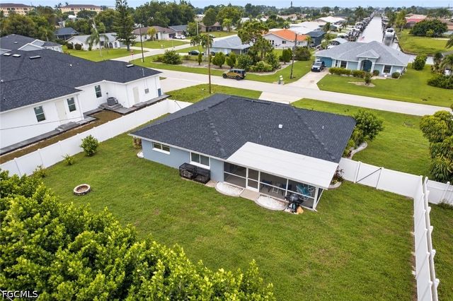 1523 SE 20th PL, Cape Coral, FL 33990