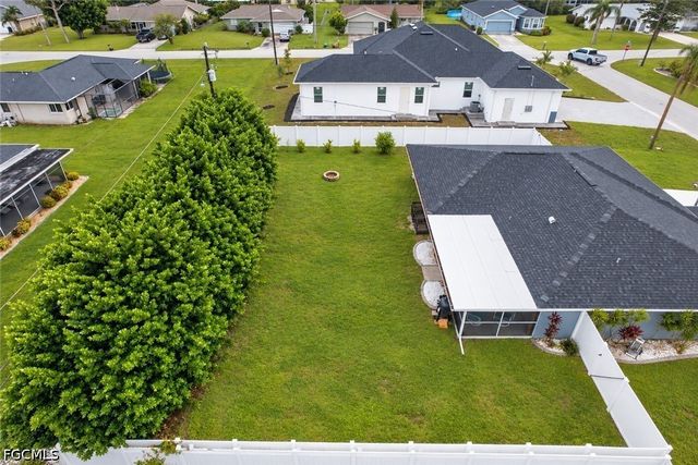 1523 SE 20th PL, Cape Coral, FL 33990