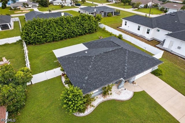 1523 SE 20th PL, Cape Coral, FL 33990