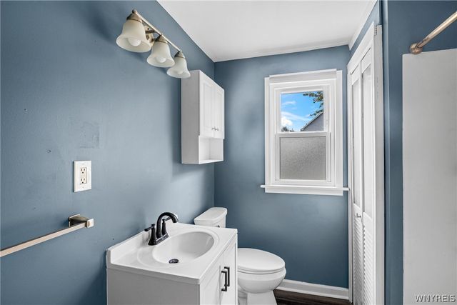 29 Lenox Street, West Seneca, NY 14224
