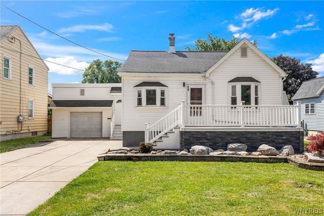 29 Lenox Street, West Seneca, NY 14224