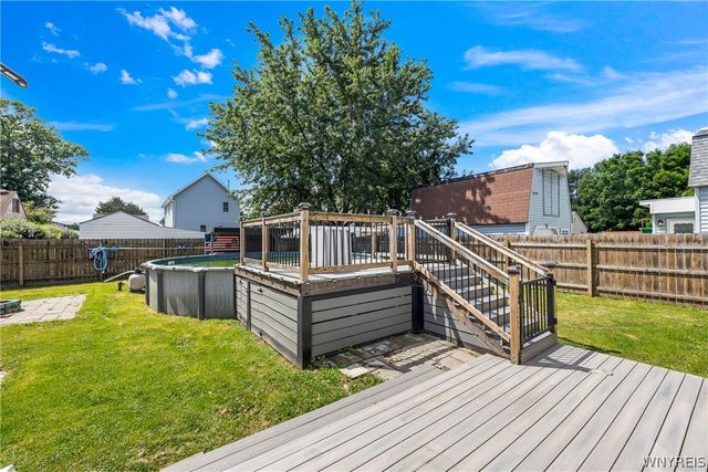 29 Lenox Street, West Seneca, NY 14224