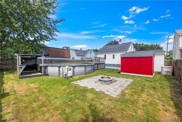29 Lenox Street, West Seneca, NY 14224