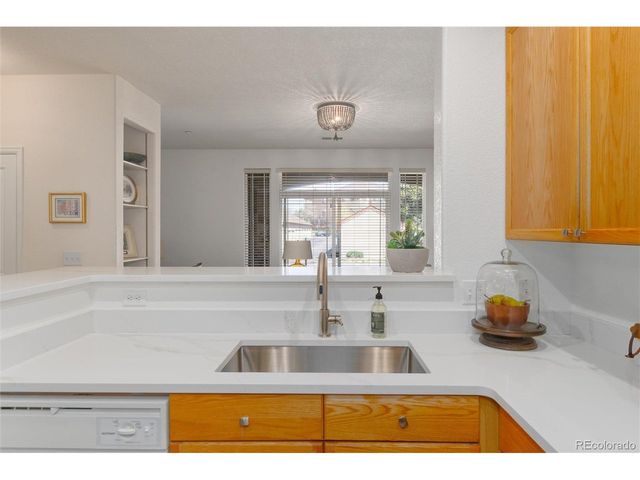 9568 W San Juan Cir 105, Littleton, CO 80128