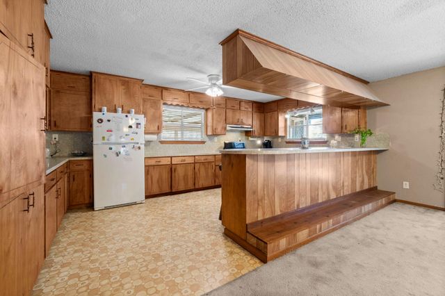 711 May Drive, Onalaska, TX 77360