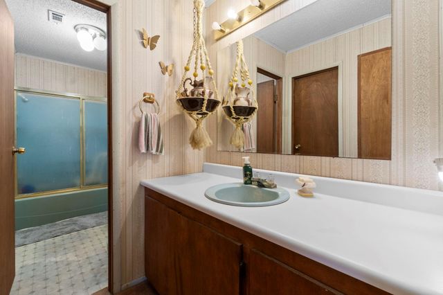 711 May Drive, Onalaska, TX 77360