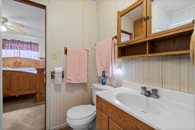 711 May Drive, Onalaska, TX 77360