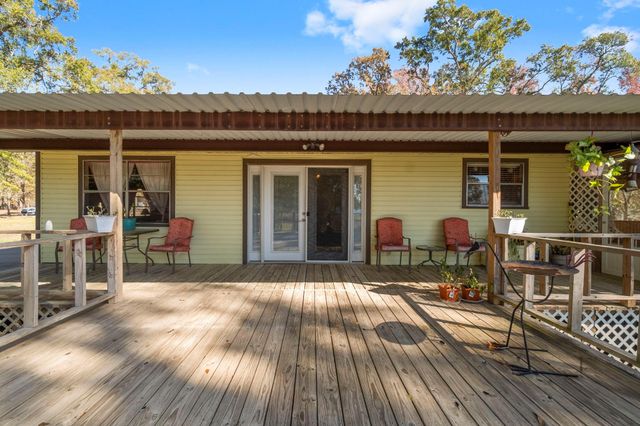 711 May Drive, Onalaska, TX 77360