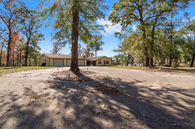 711 May Drive, Onalaska, TX 77360