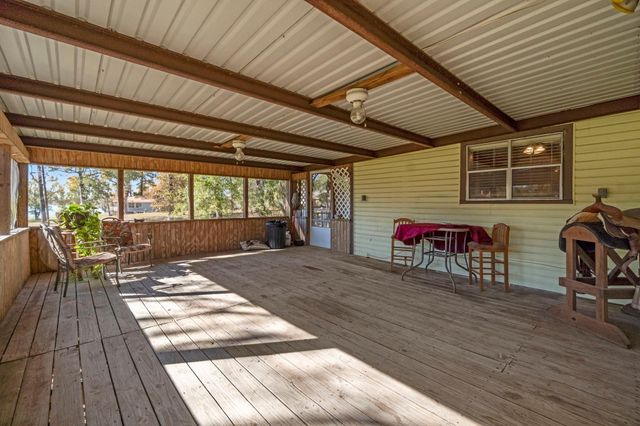 711 May Drive, Onalaska, TX 77360