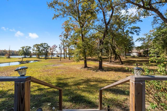 711 May Drive, Onalaska, TX 77360