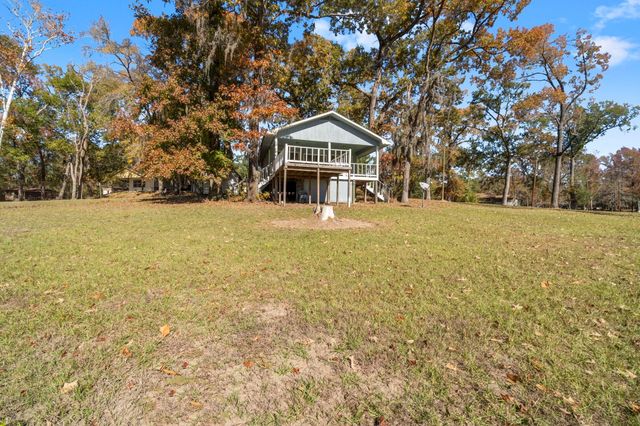 711 May Drive, Onalaska, TX 77360