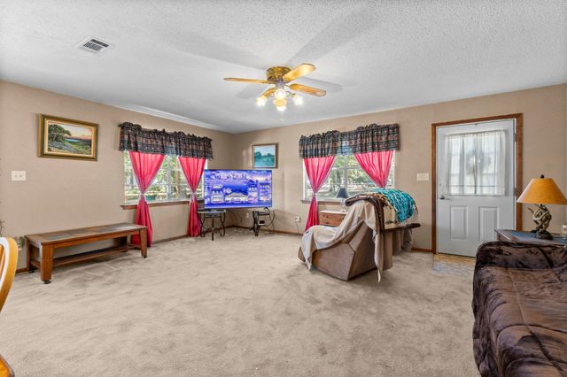 711 May Drive, Onalaska, TX 77360