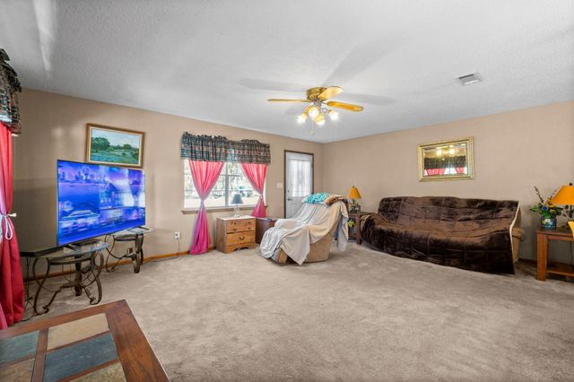 711 May Drive, Onalaska, TX 77360