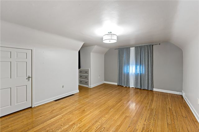 415 Pershing Dr, New Kensington, PA 15068
