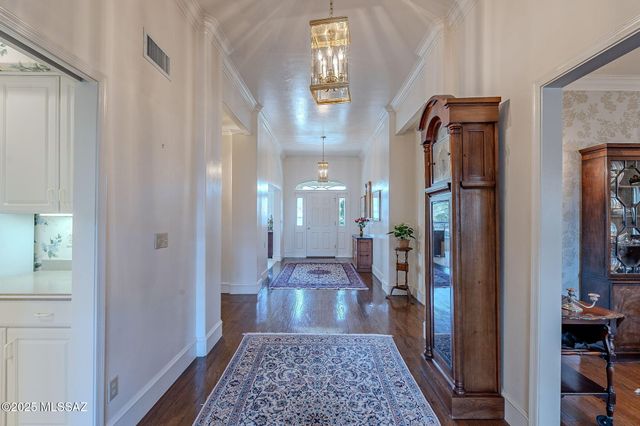 6718 E Calle Cadena, Tucson, AZ 85715