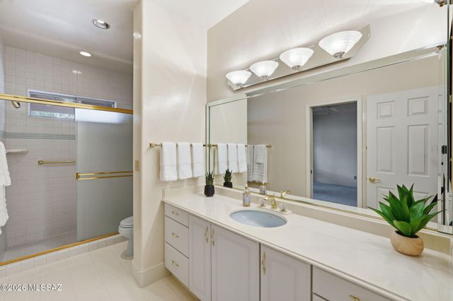 6718 E Calle Cadena, Tucson, AZ 85715