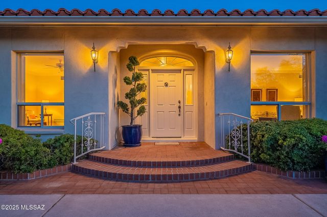 6718 E Calle Cadena, Tucson, AZ 85715