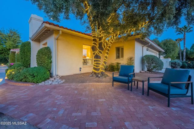 6718 E Calle Cadena, Tucson, AZ 85715