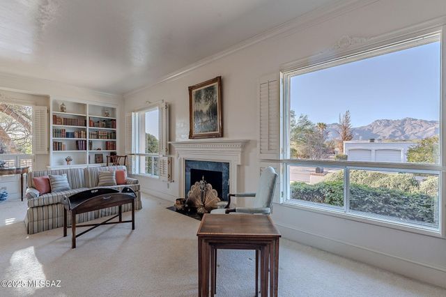 6718 E Calle Cadena, Tucson, AZ 85715