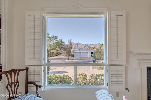 6718 E Calle Cadena, Tucson, AZ 85715