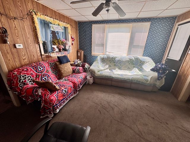 36 Main St, Spencer, MA 01562