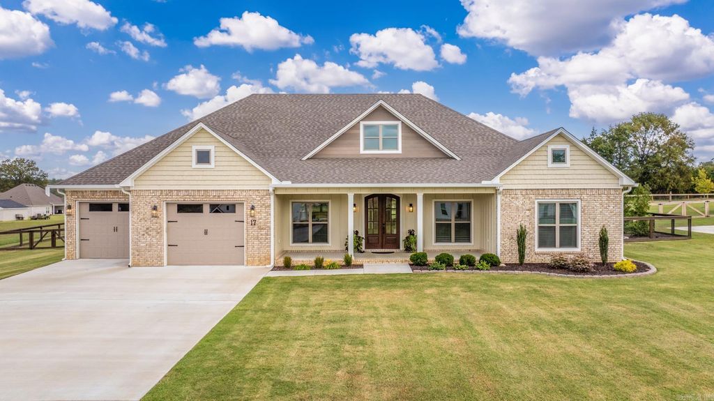 17 Republican Loop, Greenbrier, AR 72058