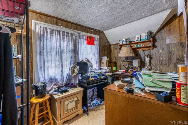 221 Chadduck Avenue, Buffalo, NY 14207