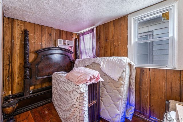 221 Chadduck Avenue, Buffalo, NY 14207