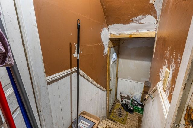 221 Chadduck Avenue, Buffalo, NY 14207