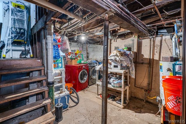 221 Chadduck Avenue, Buffalo, NY 14207