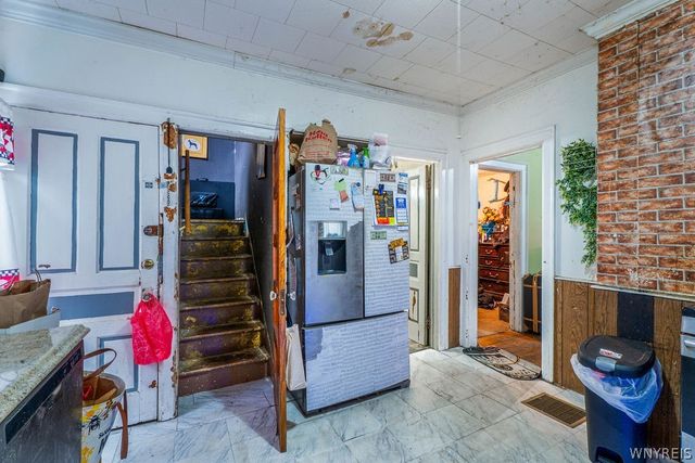 221 Chadduck Avenue, Buffalo, NY 14207