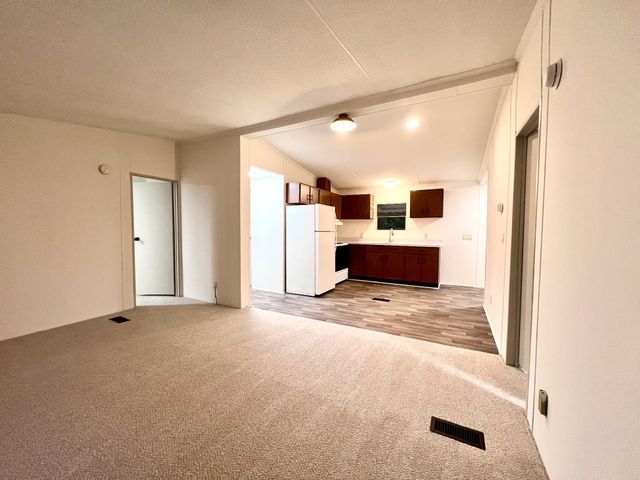 413 Elm Ln, Beechgrove, TN 37018