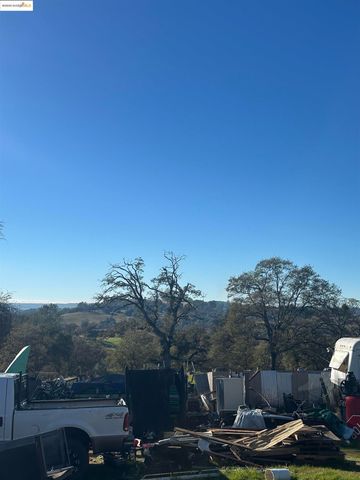 13788 Kincaid Flat Road, Sonora, CA 95370