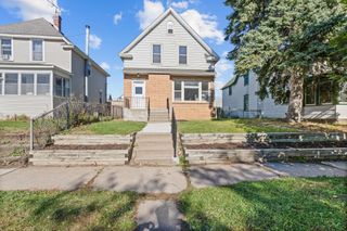 757 Jessamine Avenue E, Saint Paul, MN 55106