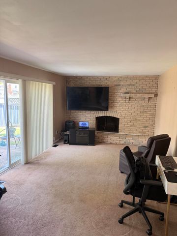 21850 Glenmorra Street, Southfield City, MI 48076