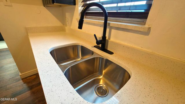 333 Eubank Court 14B, El Paso, TX 79902