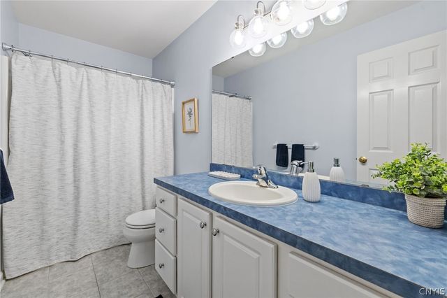 4373 Chilmark Street, Marcellus, NY 13108