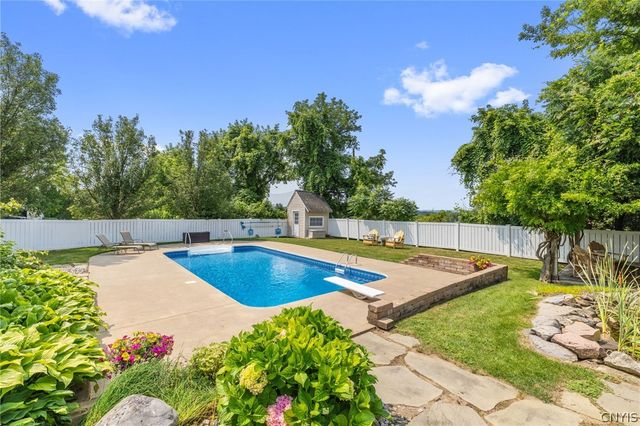 4373 Chilmark Street, Marcellus, NY 13108