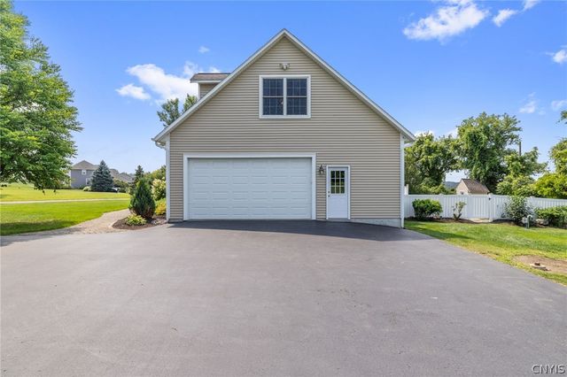 4373 Chilmark Street, Marcellus, NY 13108