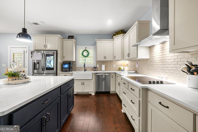 184 Stonegate Trail, Carrollton, GA 30116