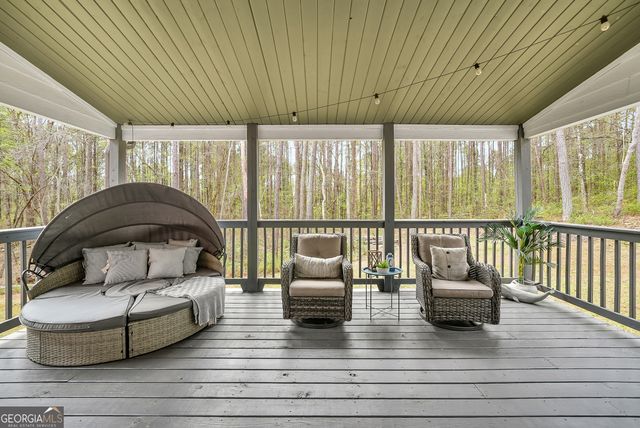 184 Stonegate Trail, Carrollton, GA 30116