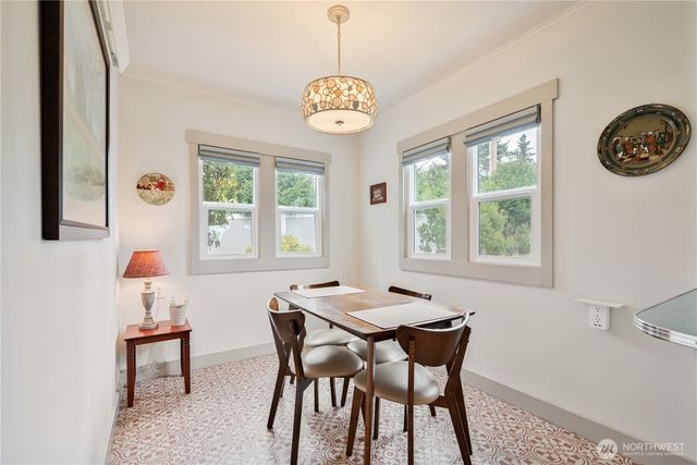 3515 Columbia Heights Road, Longview, WA 98632