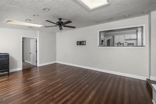 1114 NW Laird Ave, Lawton, OK 73507