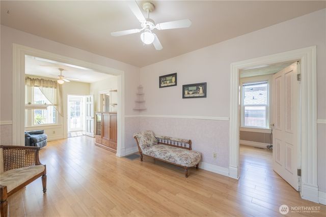 2424 Cleveland Avenue, Everett, WA 98201