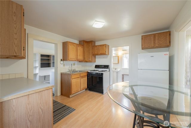 2424 Cleveland Avenue, Everett, WA 98201