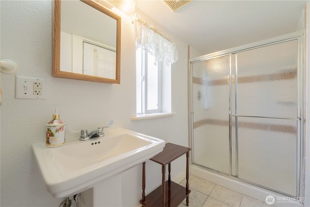 2424 Cleveland Avenue, Everett, WA 98201