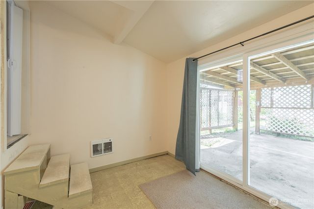 2424 Cleveland Avenue, Everett, WA 98201
